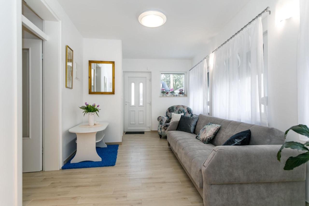 Apartment Near The Sea Judita Malinska Buitenkant foto